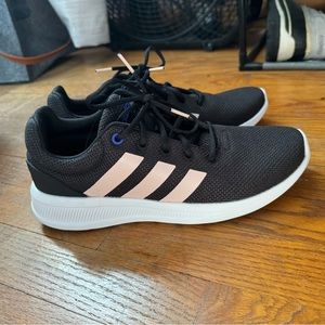 Adidas Cloudfoam Tennis Shoes